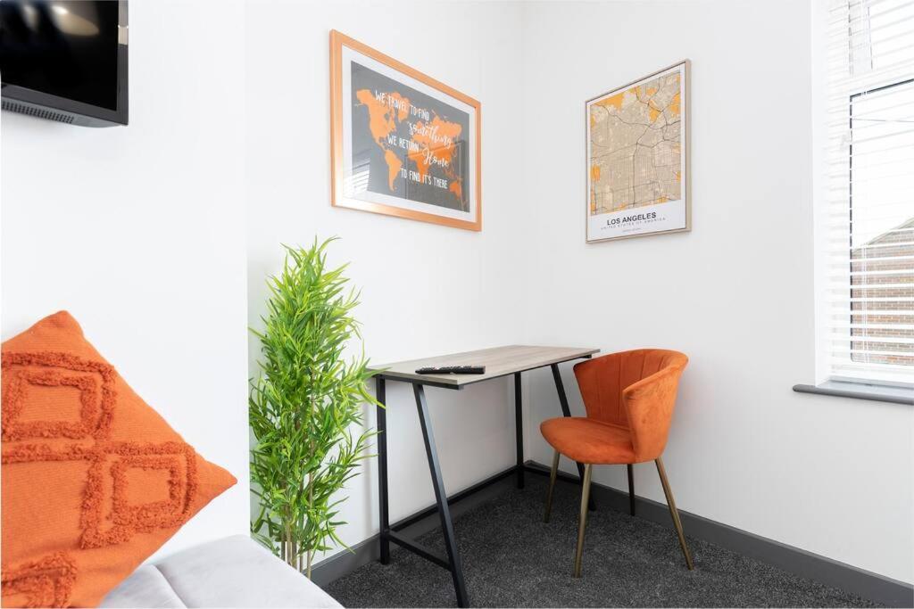 Modern Centrally Located 3 Bed Property With Tvs In Each Bedroom Super Fast Wifi And Crisp White Hotel Linen Hosted By Our Home Short Stays Darlington  Exteriér fotografie