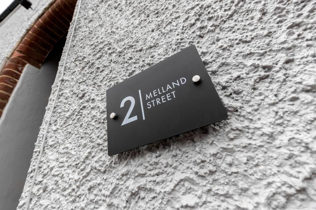 Modern Centrally Located 3 Bed Property With Tvs In Each Bedroom Super Fast Wifi And Crisp White Hotel Linen Hosted By Our Home Short Stays Darlington  Exteriér fotografie