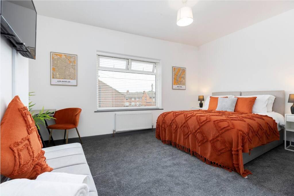 Modern Centrally Located 3 Bed Property With Tvs In Each Bedroom Super Fast Wifi And Crisp White Hotel Linen Hosted By Our Home Short Stays Darlington  Exteriér fotografie